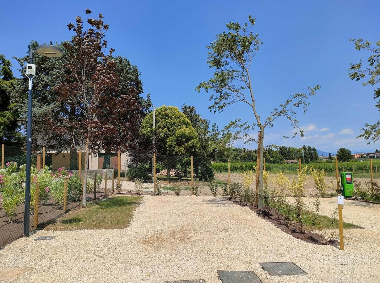 Garda Di Vino Agricamping & Wine Shop Lazise Ronchi  Exteriör bild